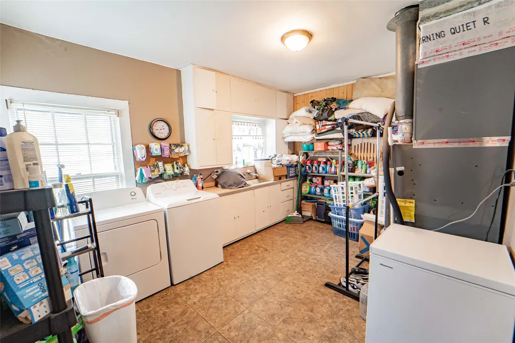 1211 W Hullum Street Breckenridge TX 76424