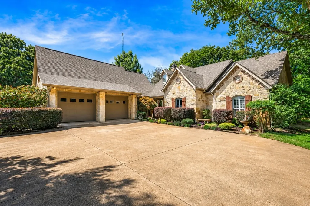 258 Vz County Road 3528 Wills Point TX 75169