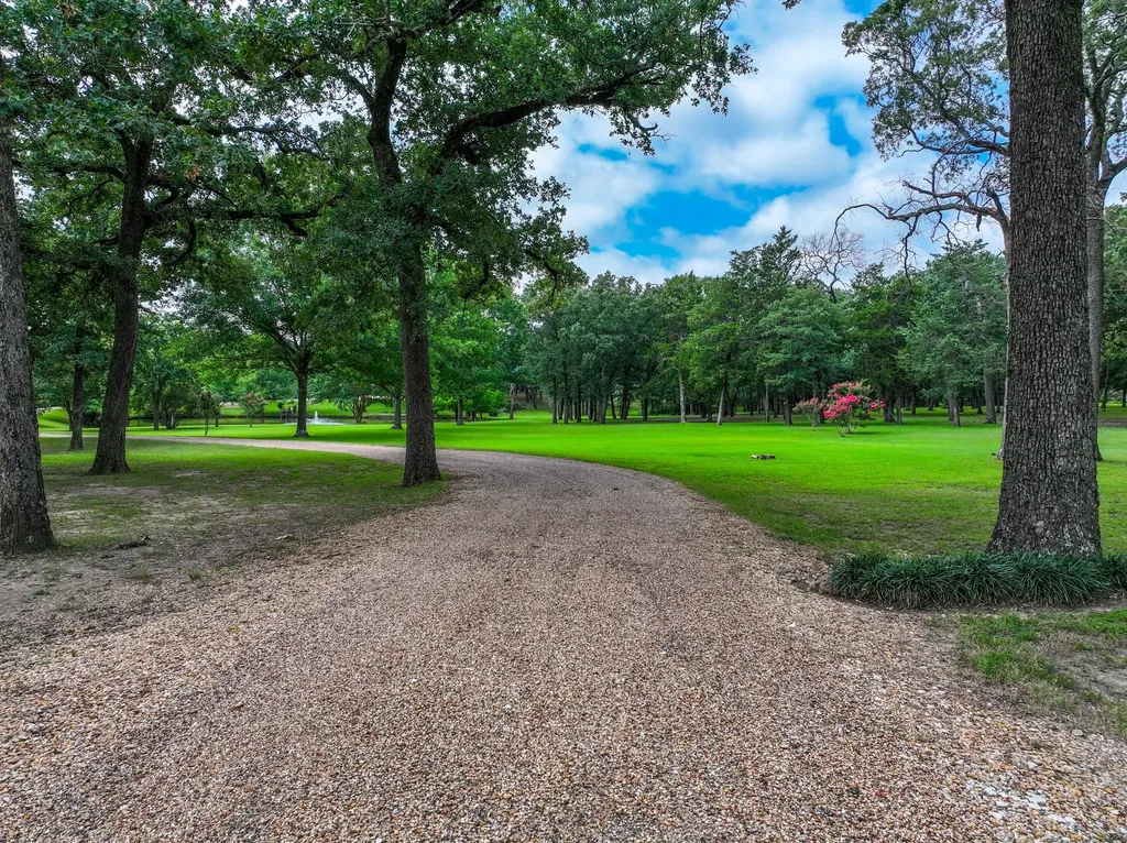 258 Vz County Road 3528 Wills Point TX 75169