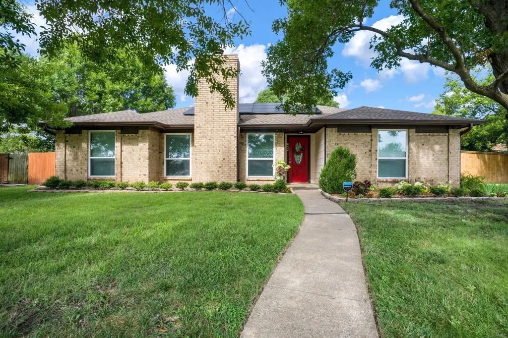 852 Bronco Lane Plano TX 75023
