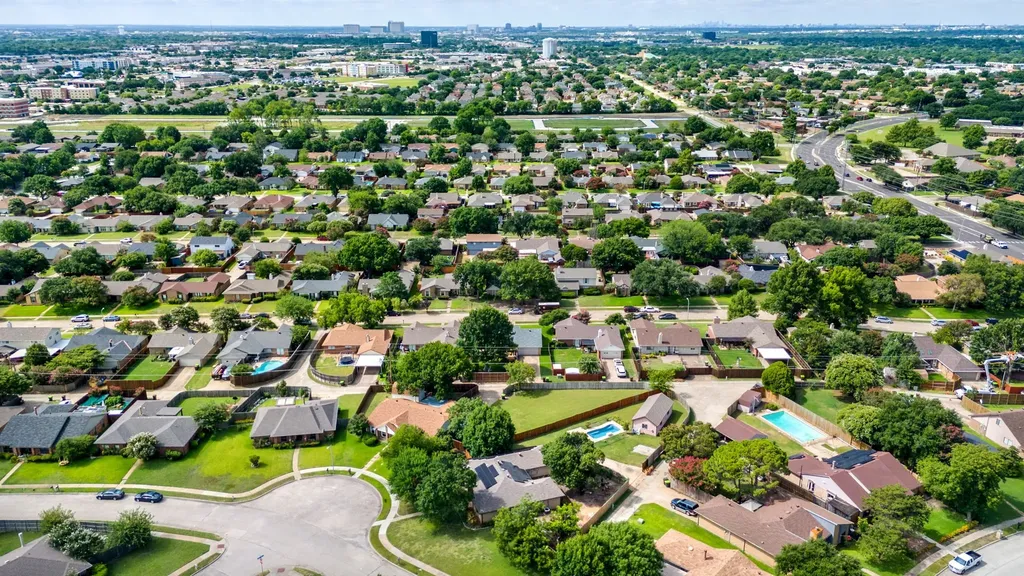 852 Bronco Lane Plano TX 75023