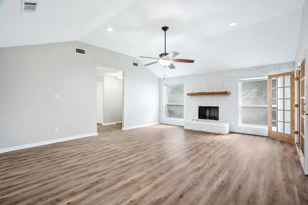852 Bronco Lane Plano TX 75023