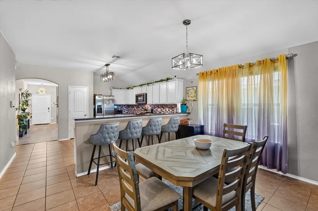 1731 Overlook Drive Lancaster TX 75146
