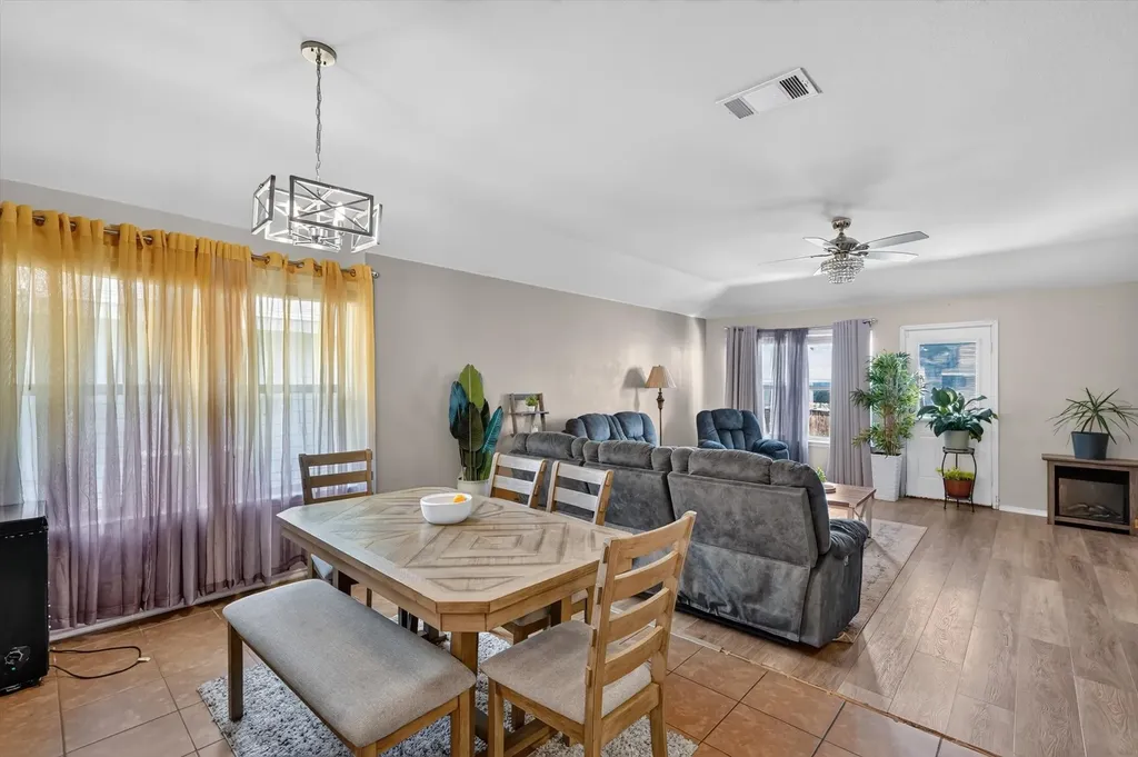 1731 Overlook Drive Lancaster TX 75146