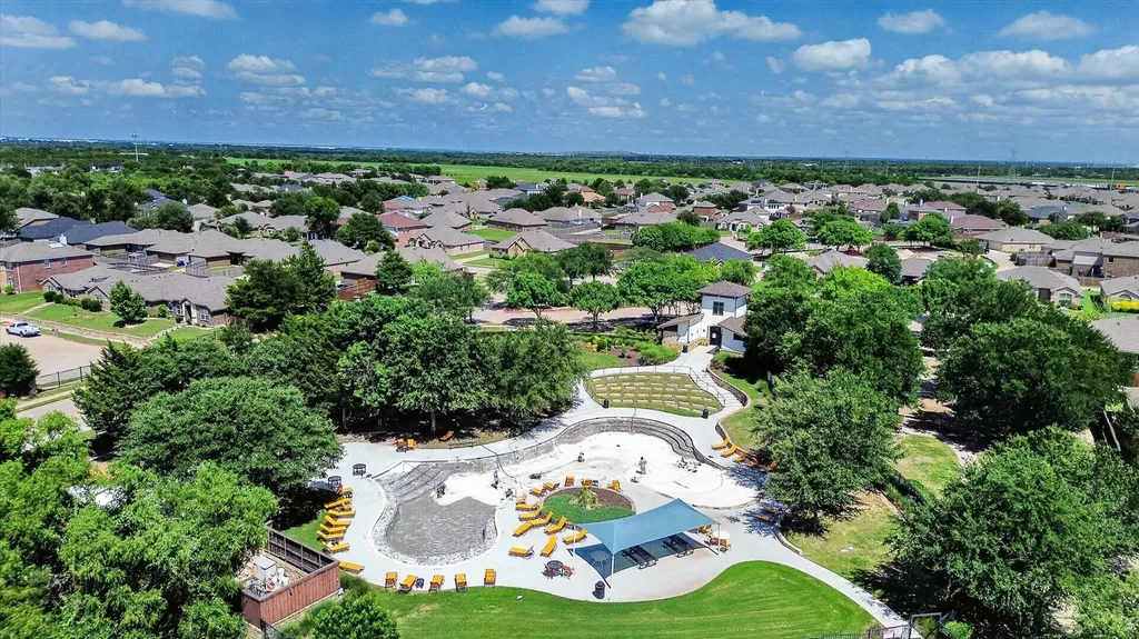 1731 Overlook Drive Lancaster TX 75146