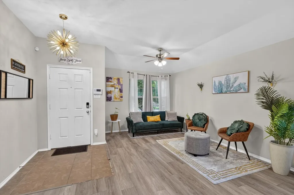 1731 Overlook Drive Lancaster TX 75146