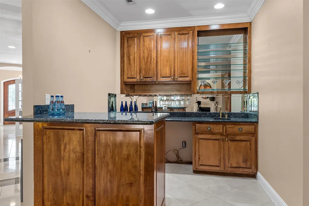 1340 Autumn Oaks Circle China Spring TX 76633