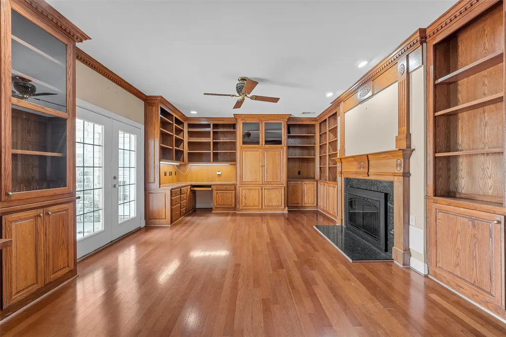 1340 Autumn Oaks Circle China Spring TX 76633
