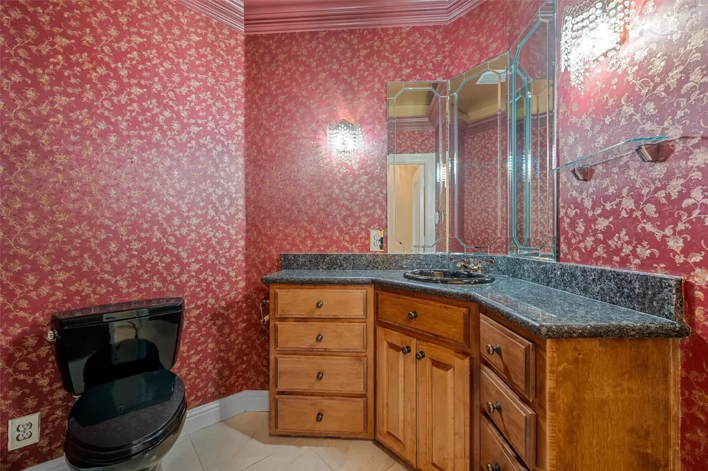 1340 Autumn Oaks Circle China Spring TX 76633