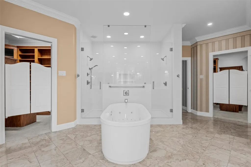 1340 Autumn Oaks Circle China Spring TX 76633