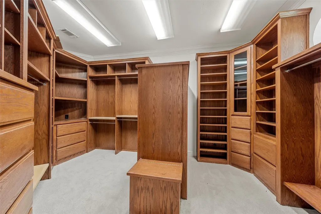 1340 Autumn Oaks Circle China Spring TX 76633