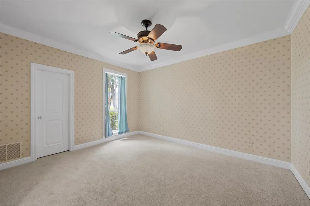 1340 Autumn Oaks Circle China Spring TX 76633
