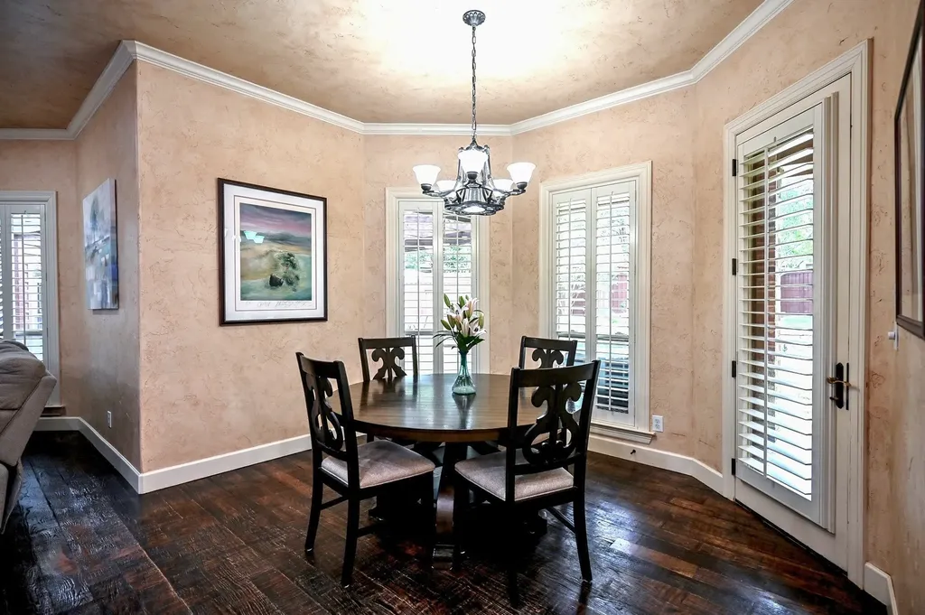 910 Belclaire Circle Cedar Hill TX 75104