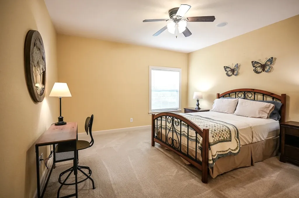 910 Belclaire Circle Cedar Hill TX 75104