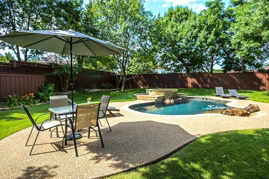 910 Belclaire Circle Cedar Hill TX 75104