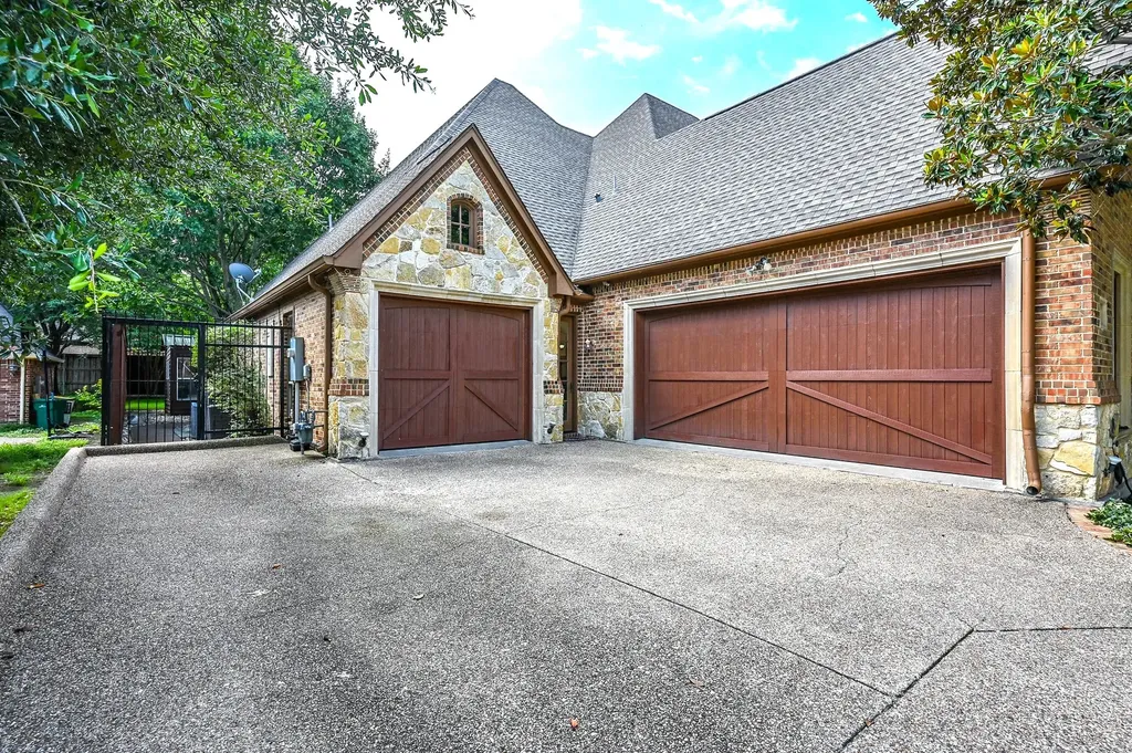 910 Belclaire Circle Cedar Hill TX 75104