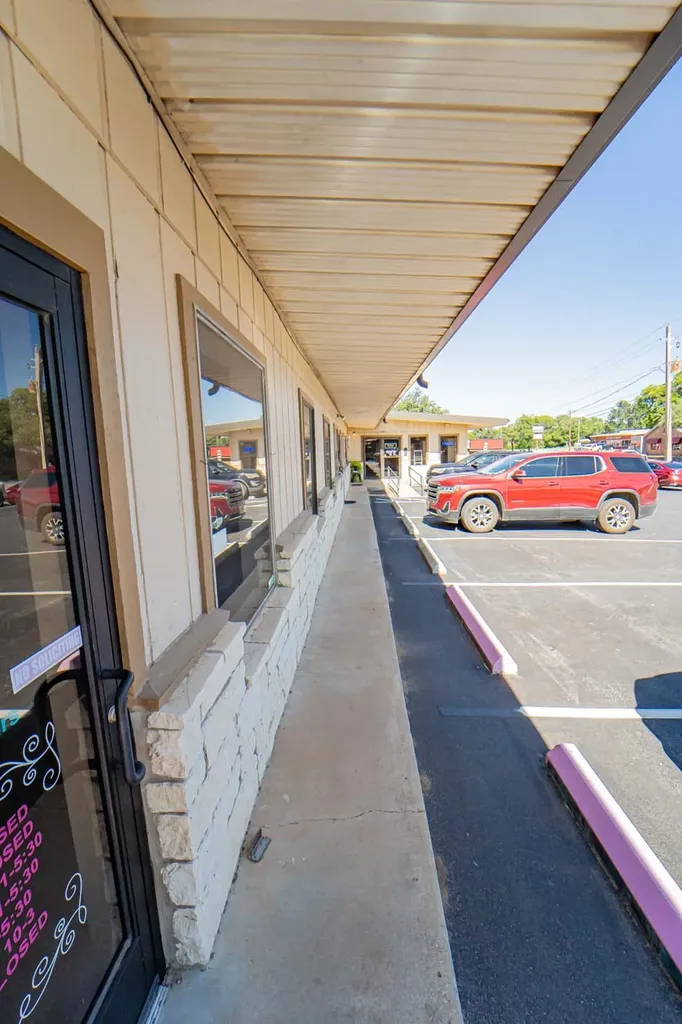 1104 W Walker Street Breckenridge TX 76424