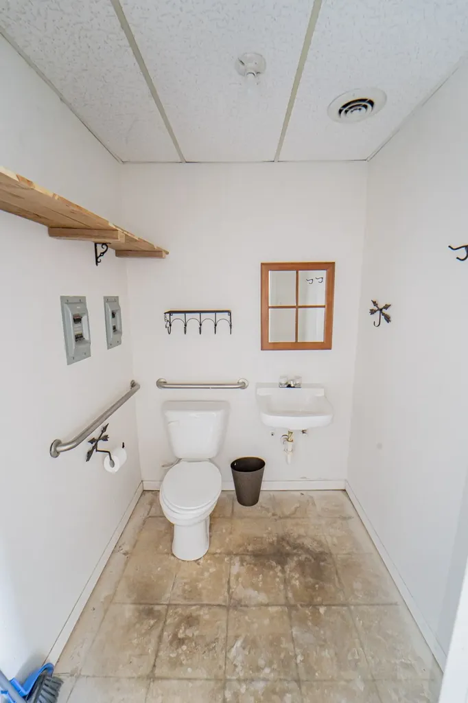 1104 W Walker Street Breckenridge TX 76424