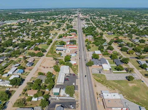 1104 W Walker Street Breckenridge TX 76424