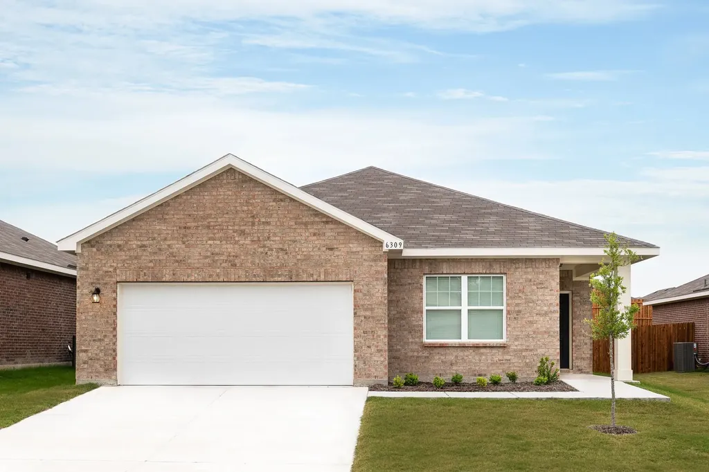 909 Palmer Road Howe TX 75459