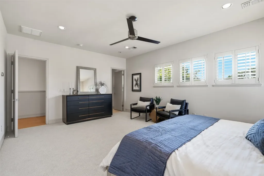 5211 Miller Avenue Dallas TX 75206