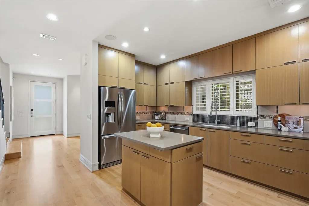 5211 Miller Avenue Dallas TX 75206