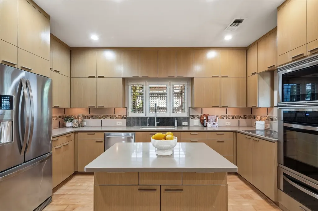 5211 Miller Avenue Dallas TX 75206
