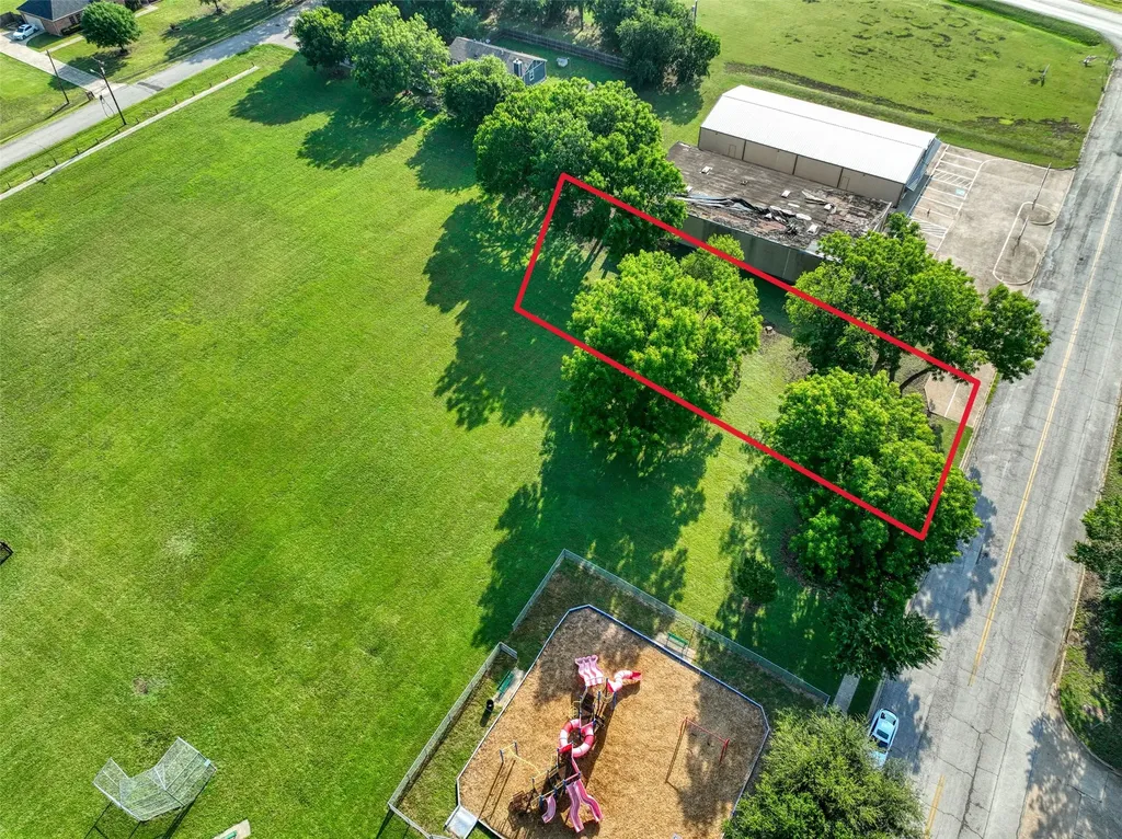 723 E Main Street Lancaster TX 75146