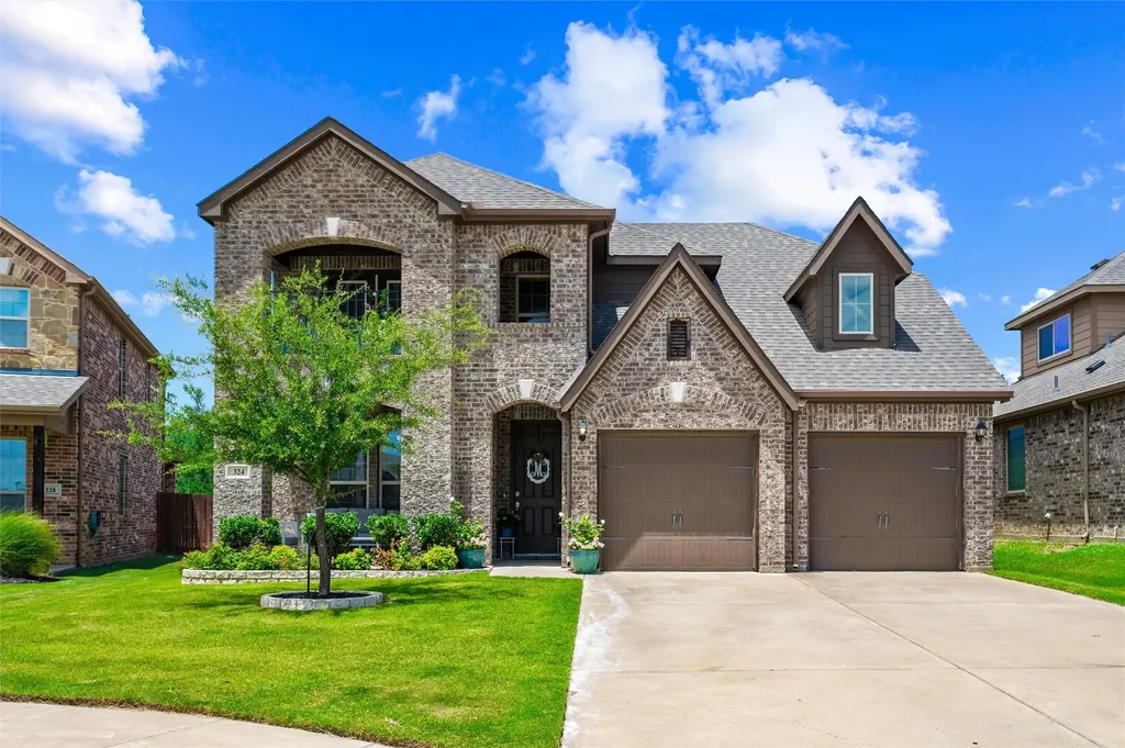 324 Hudson Court Kennedale TX 76060