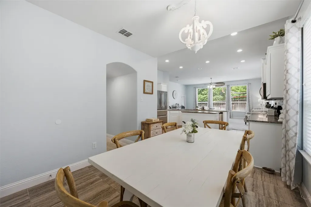 324 Hudson Court Kennedale TX 76060