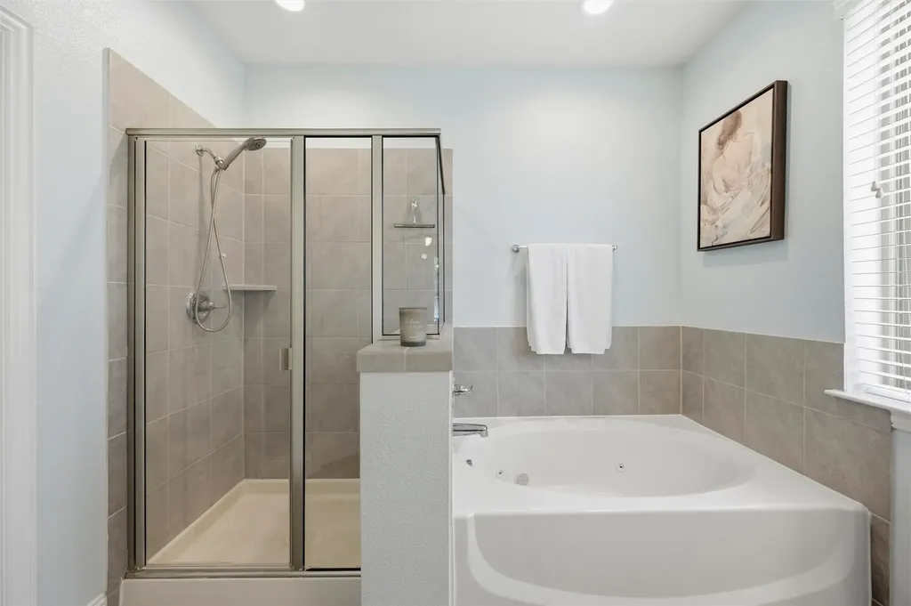 324 Hudson Court Kennedale TX 76060
