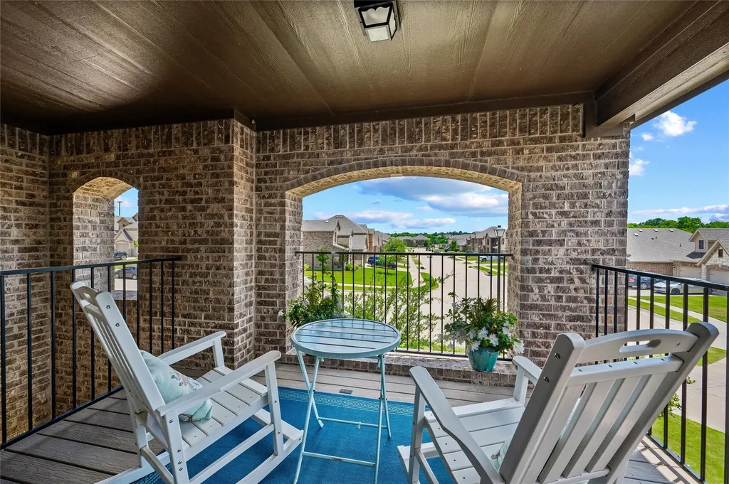 324 Hudson Court Kennedale TX 76060