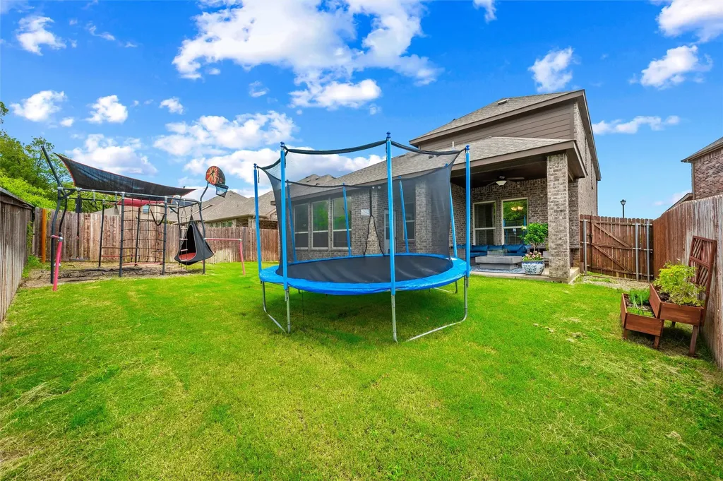 324 Hudson Court Kennedale TX 76060