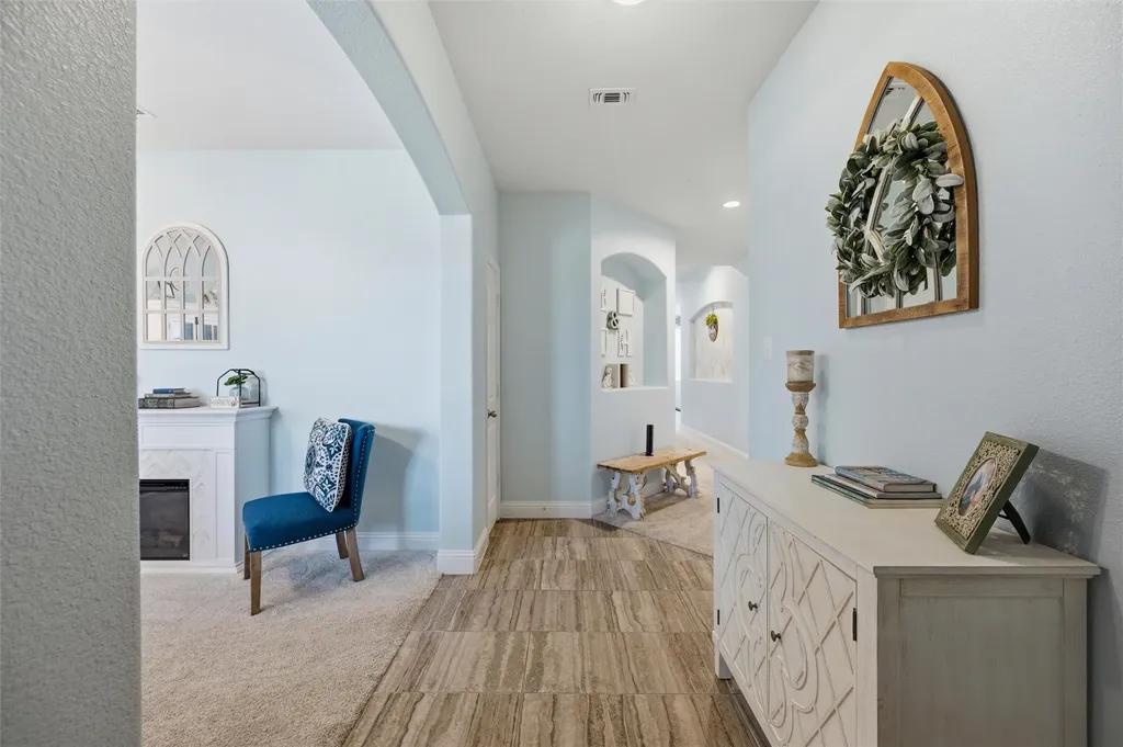 324 Hudson Court Kennedale TX 76060