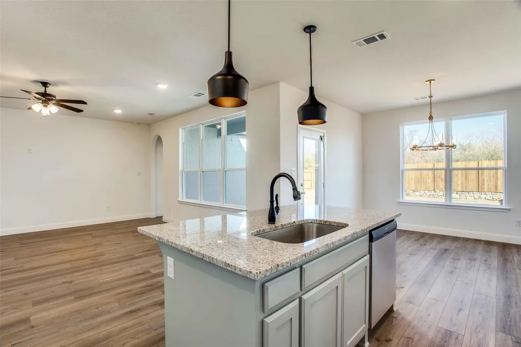 2405 Donella Drive Denton TX 76207