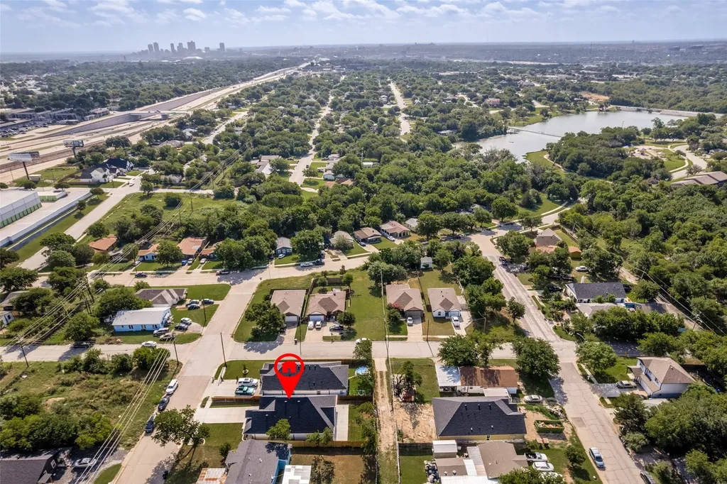 5505 Lovell Avenue Fort Worth TX 76107