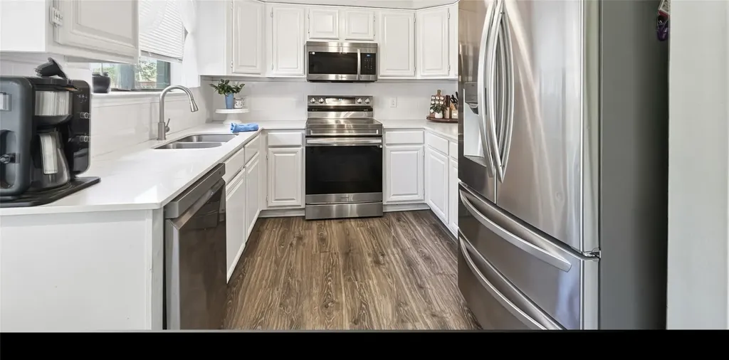 6700 Megan Lane North Richland Hills TX 76182