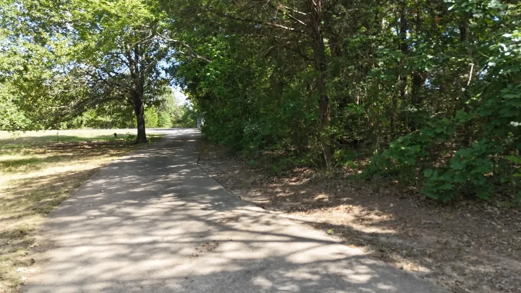 Lot 81 Appomattox Streetman TX 75859