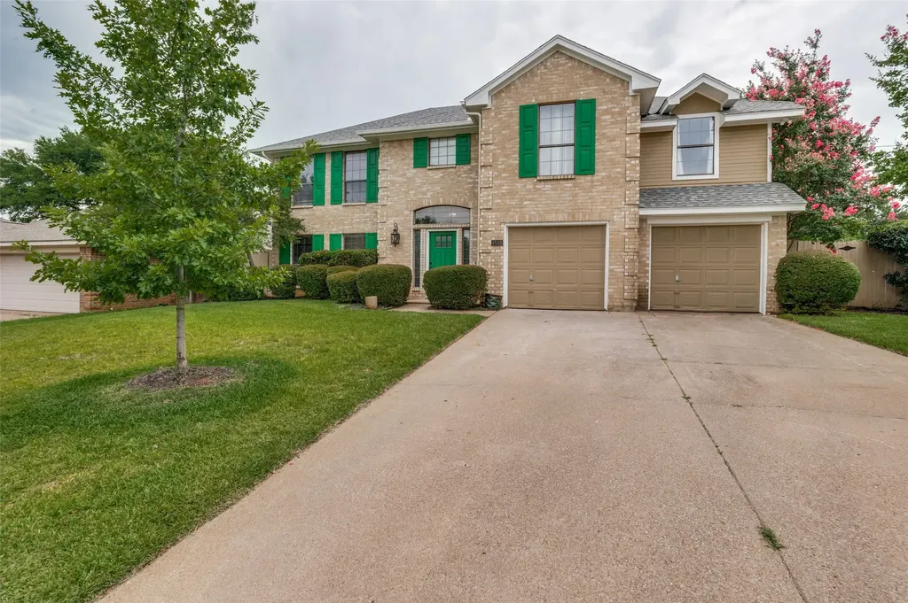 4515 Copperfield Grapevine TX 76051