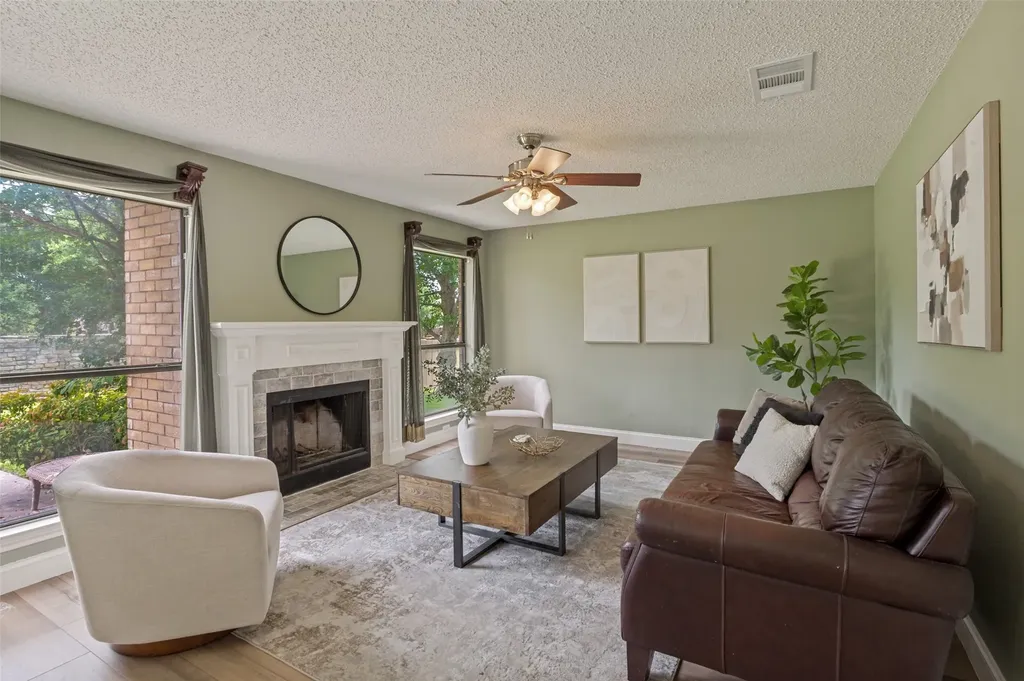 4515 Copperfield Grapevine TX 76051
