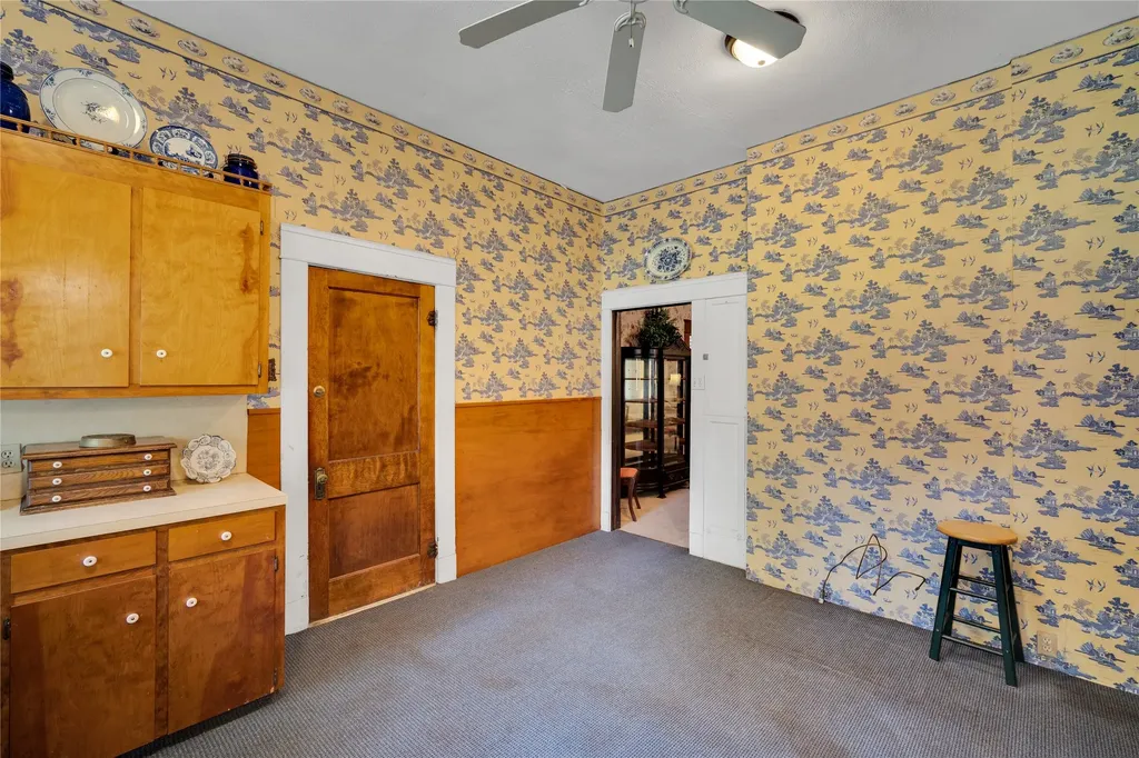 615 E Franklin Street Hillsboro TX 76645