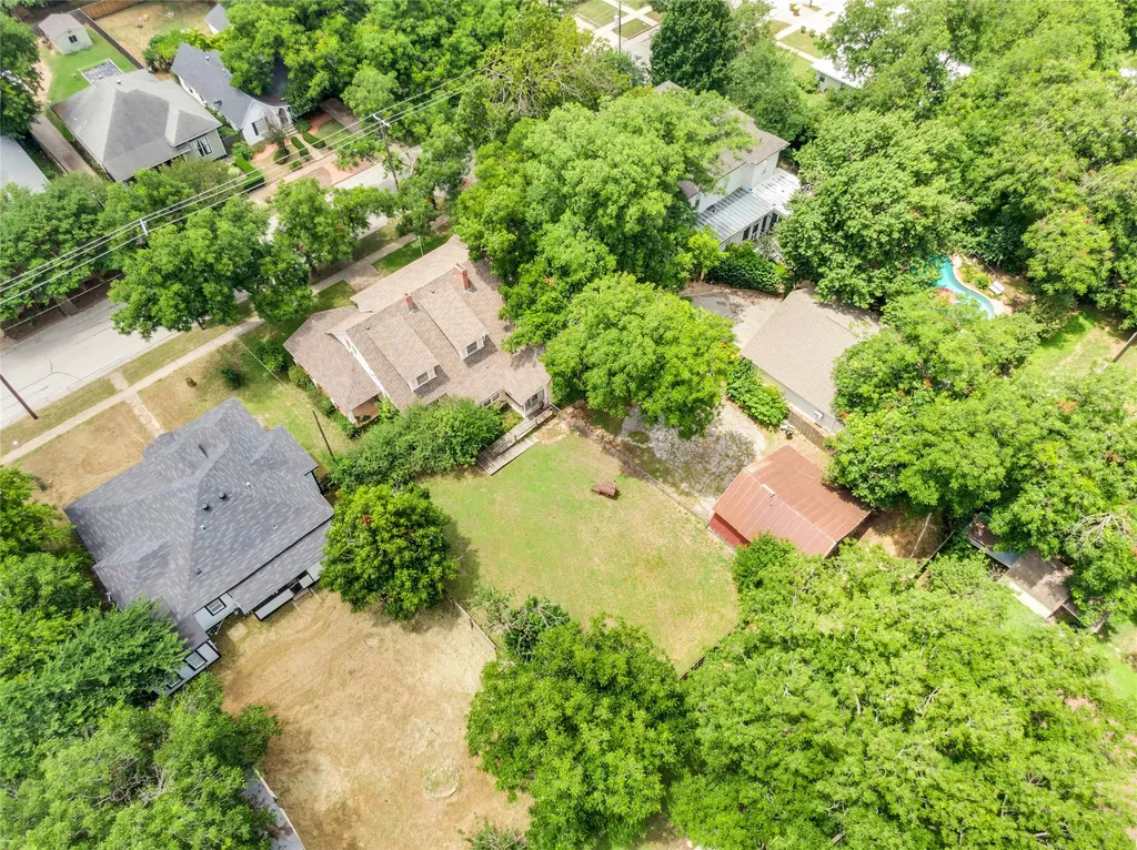 615 E Franklin Street Hillsboro TX 76645