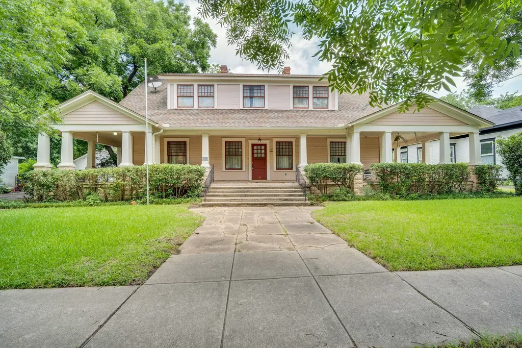 615 E Franklin Street Hillsboro TX 76645