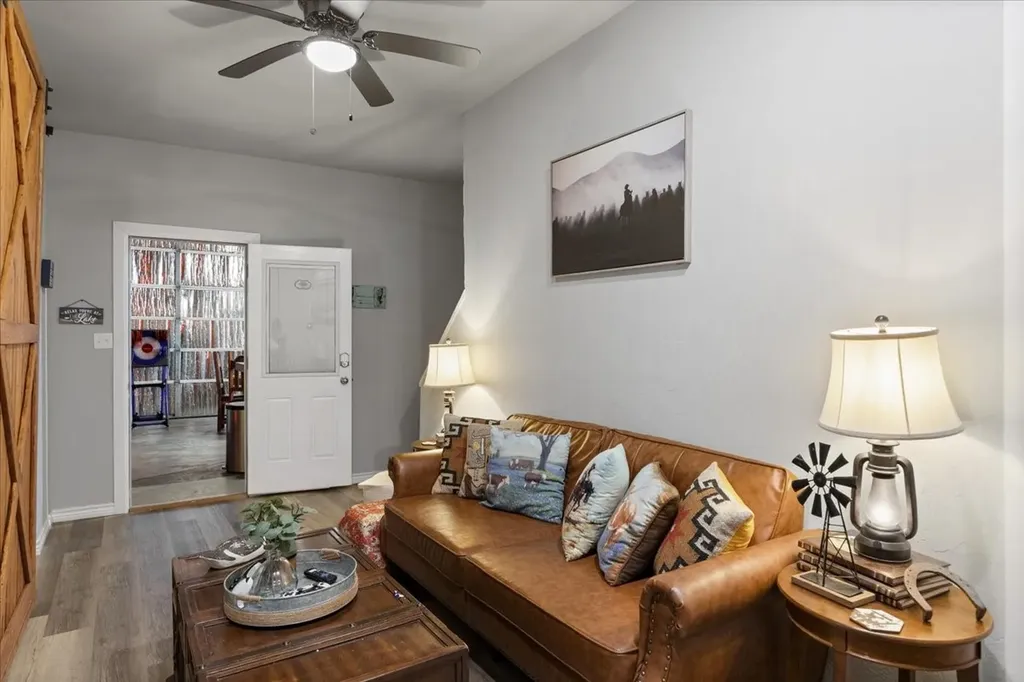 241 Rs County Road 1534 Point TX 75472