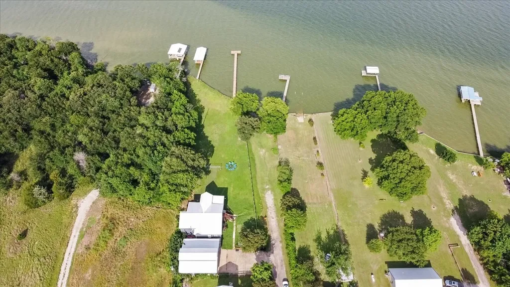 241 Rs County Road 1534 Point TX 75472