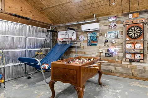 241 Rs County Road 1534 Point TX 75472