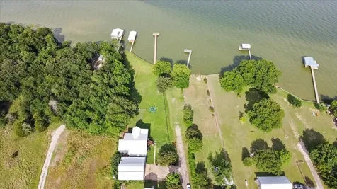 241 Rs County Road 1534 Point TX 75472