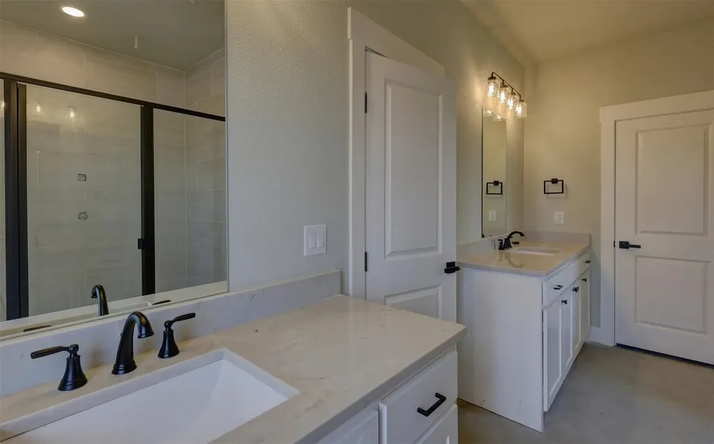 101 Stillmeadow Way Whitney TX 76692