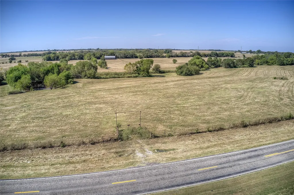 1184 Fm-816 - Lot 3 Wolfe City TX 75496