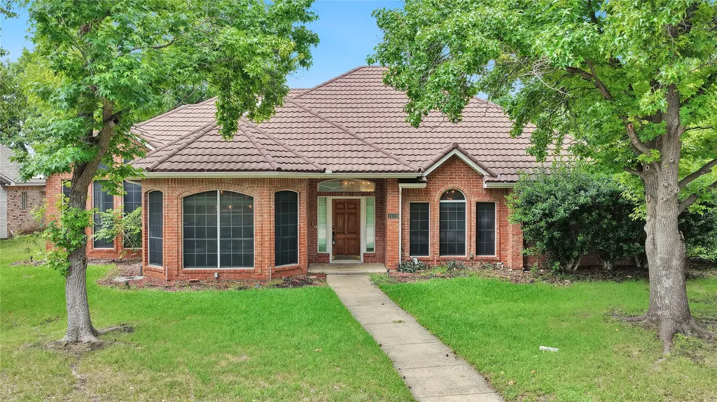 1409 Nettleton Drive Desoto TX 75115